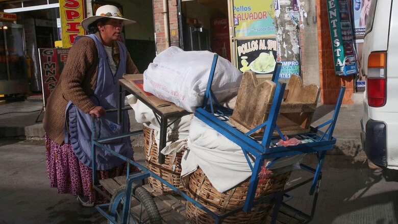 Quién es Rodrigo Paz, el hijo de expresidente que quiere sustituir el socialismo en Bolivia por el ‘capitalismo para todos’