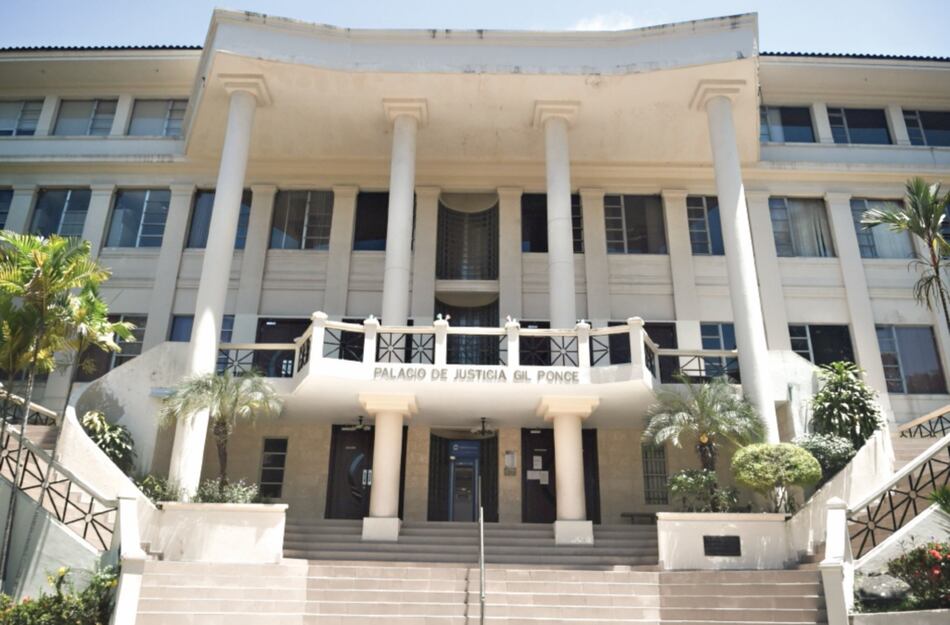 Alcalde Valdés Carrasquilla, obligado a entregar data a diputado Juan Diego Vásquez