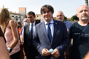 Expresidente catalán Puigdemont anuncia que volverá el lunes a Bélgica desde Italia