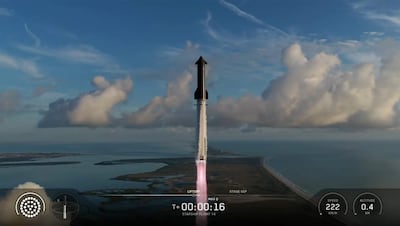La nave Starship ameriza con éxito en costas de Chile después de su primer viaje orbital