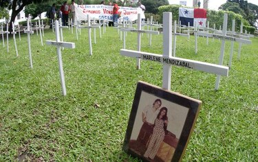 Familiares de víctimas de la dictadura solicitan respuestas a Varela