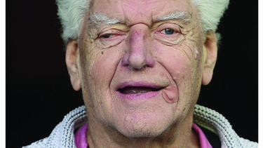 el actor David Prowse, detrás de la máscara