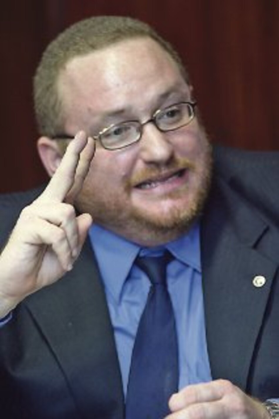 Piden al Estado disminuir los gastos