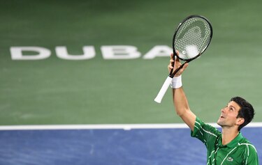 Djokovic y Tsitsipas se medirán en final estelar en Dubái
