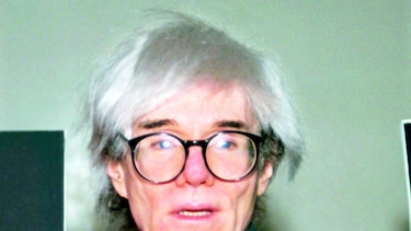 Publican libros sobre Warhol en internet