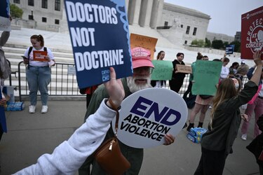 Corte Suprema de Estados Unidos podría anular el derecho al aborto, vigente desde 1973