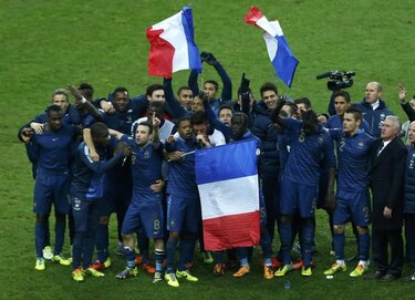 Francia remonta serie ante Ucrania y estará en Brasil 2014