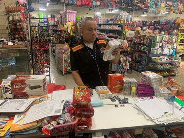 Realizan decomiso masivo de productos vencidos en varios comercios en Chiriquí