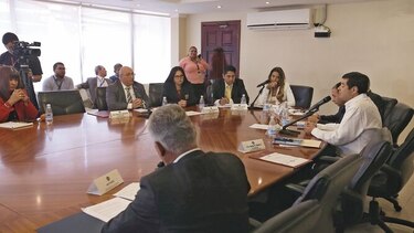 Ejecutivo logra ratificación de González para la ACP