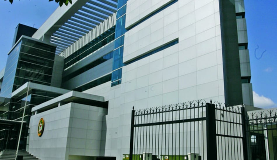 Ayú Prado, el magistrado que más denuncias acumula