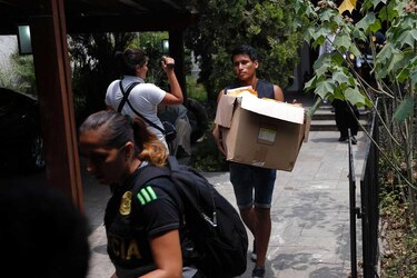 Fiscales allanan la casa del expresidente peruano Alejandro Toledo, acusado de recibir coimas