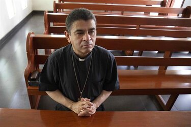 Piden liberar al obispo Rolando Álvarez y a otros siete sacerdotes