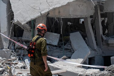 El ministro de Defensa israelí asegura que Jameneí ‘no debería seguir existiendo’