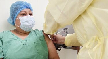 Aplican las últimas vacunas; proceso deja varias lecciones  