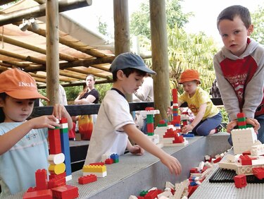 Lego, el rey de los bloques de plástico, quiere ser pionero