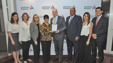 Empresas fueron reconocidas por su trayectoria en Amcham