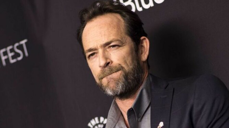 El actor Luke Perry sufre derrame cerebral