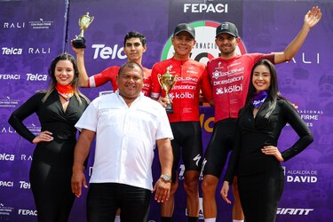 Sergio Arias lidera el dominio del Colono Bikestation Kolbi en la montaña de la Vuelta a Chiriquí