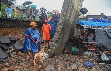 Al menos 15 muertos al desplomarse un muro tras fuertes lluvias en India