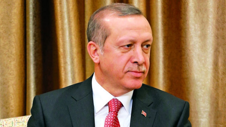 Erdogan presenta su candidatura presidencial ante ente electoral turco