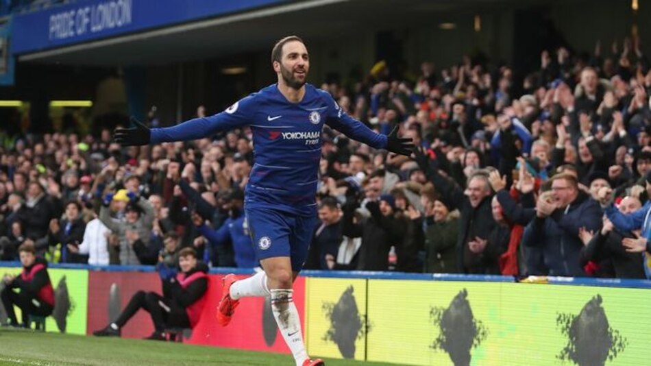 Primer gol de Higuaín con la camiseta del Chelsea