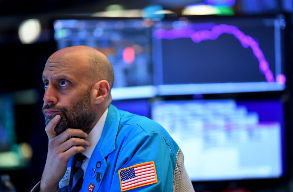En Wall Street, el Dow Jones se dispara 11.37% en su mayor alza en casi 90 años