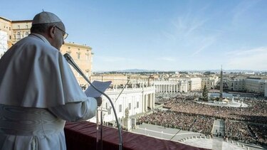 Papa Francisco apela a la 'fraternidad' entre los pueblos en su mensaje de Navidad