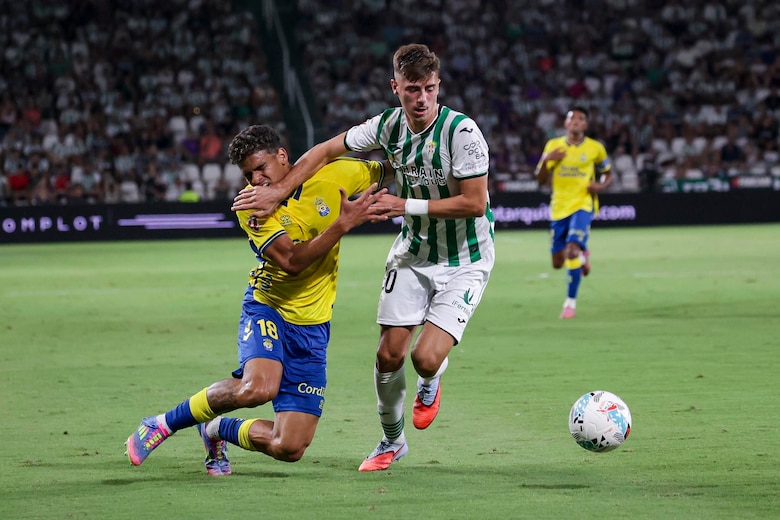 Las Palmas y Edward Cedeño logran su primera victoria