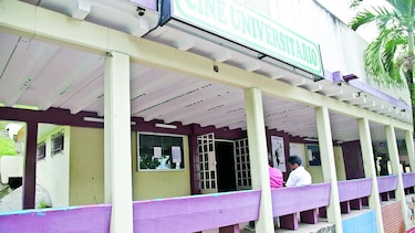 Cine en la universidad