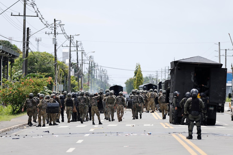 Detenciones, asilos y protestas: la crisis sindical en medio de las manifestaciones en Panamá
