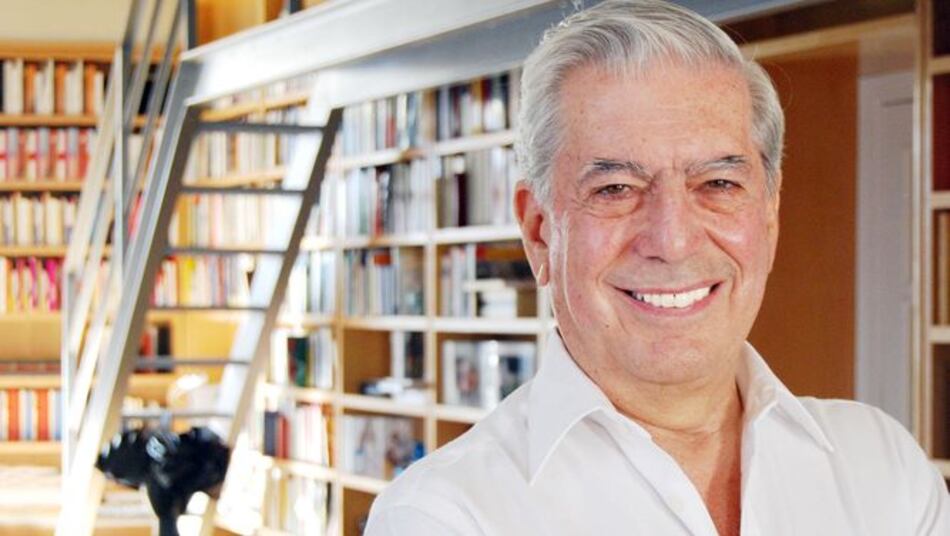 Vargas Llosa es considerado el personaje más 'positivo' de Perú en 2015