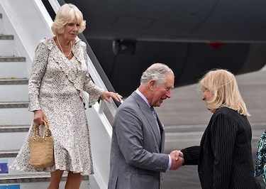 El príncipe Carlos llega a Cuba, en primera visita de la familia real a la isla