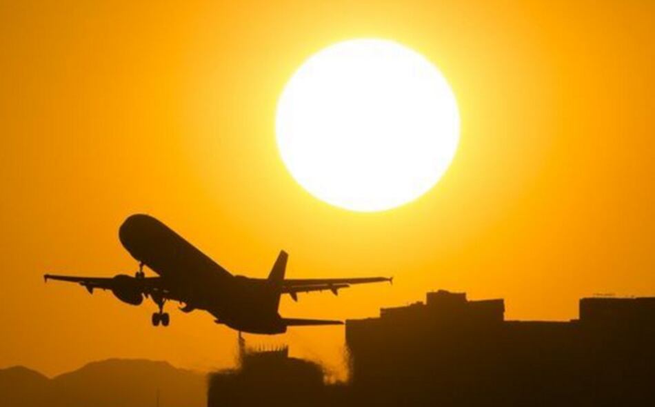 Calor en Phoenix llega a 47° C y rompe récord de 1905