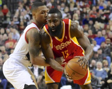 Aldridge hace de Superman y Blazers superan a Rockets