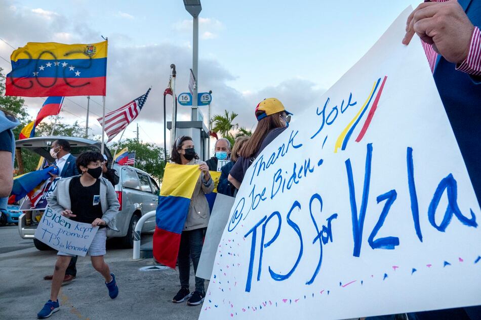Migrantes piden clemencia a Trump al vencer el TPS para 60,000 hondureños y nicaragüenses