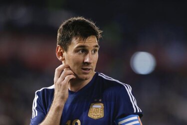 Investigan dinero negro en partidos benéficos de Lionel Messi