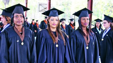Egresados darienitas esperan oportunidad