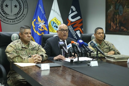 Ministerio de Seguridad: ‘nuevas aeronaves serán para rescate y asistencia humanitaria y no para combate’