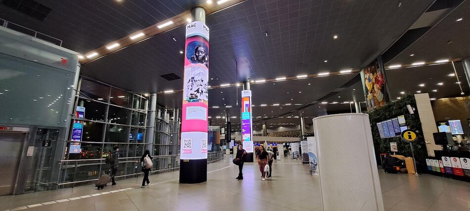 Obras de artistas panameños se exponen en el Aeropuerto Internacional El Dorado, Colombia