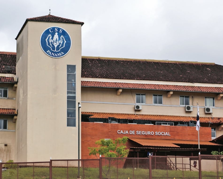 Conato intenta reformar ley de la Caja de Seguro Social por cuenta propia