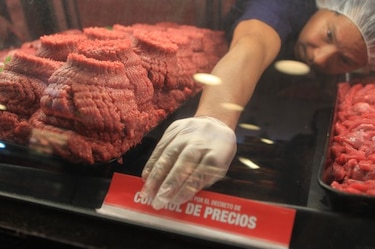 Gobierno panameño extiende seis meses más el control de precios de emergencia
