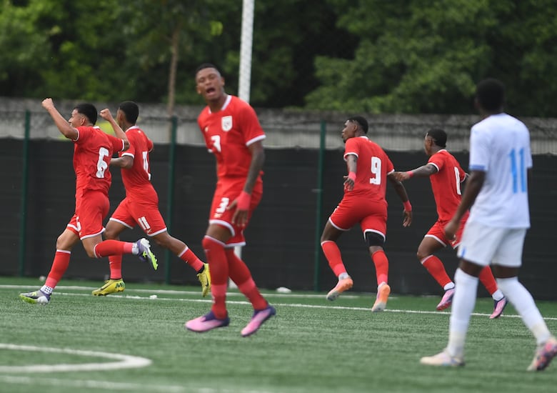 Panamá Sub-19 golea 3-0 a Honduras y avanza a la gran final