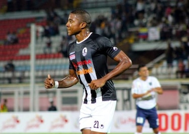 Ricardo Clarke, único legionario convocado para enfrentar a El Salvador