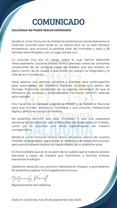 Incendio consume caserón en Calidonia y obliga al desalojo de 150 personas