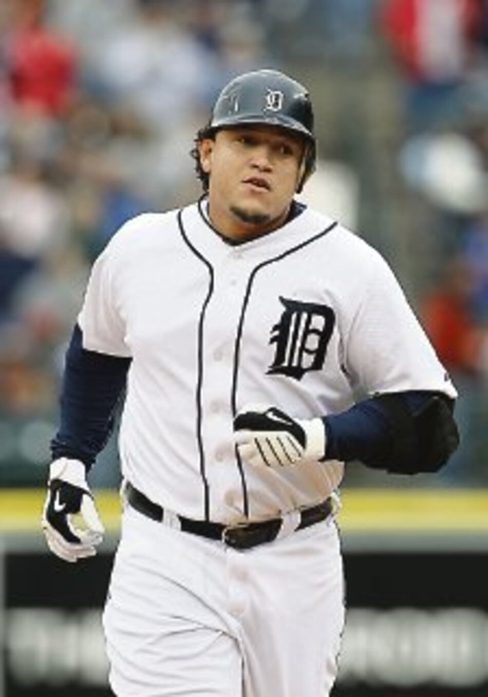 Tigres golpean a Yankees