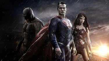 Bajan ingresos de taquilla de ‘Batman vs Superman’