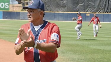 Eligen al novato y técnico del año del béisbol mayor