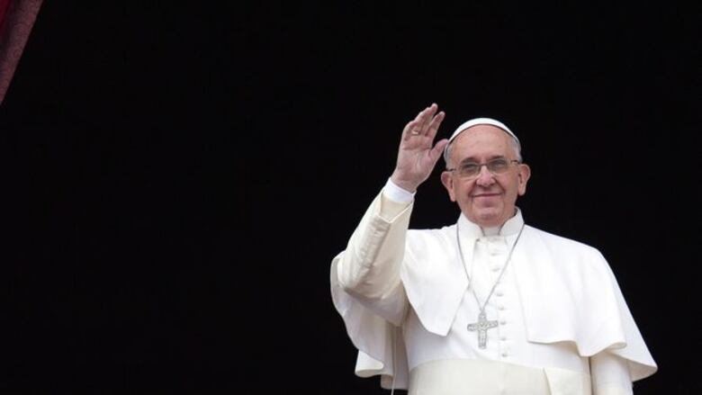 Papa condena la ‘persecución brutal’ a minorías y la violencia contra niños