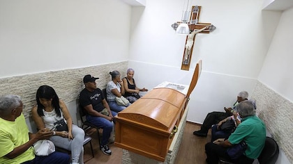 Hablan los sobrevivientes del ataque con misil al Bloque 12, el edificio donde murió una mujer durante el bombardeo de Estados Unidos a Venezuela