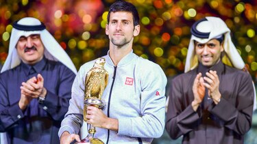 Djokovic gana la final de Doha y termina con la racha de Murray
